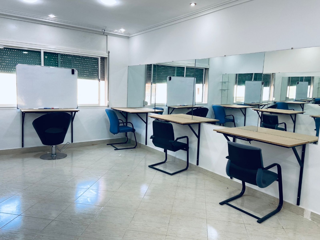 Salle de formation équipée